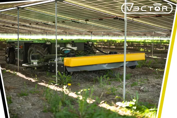 W pełni autonomiczna kosiarka do koszenia farm pv VECTOR