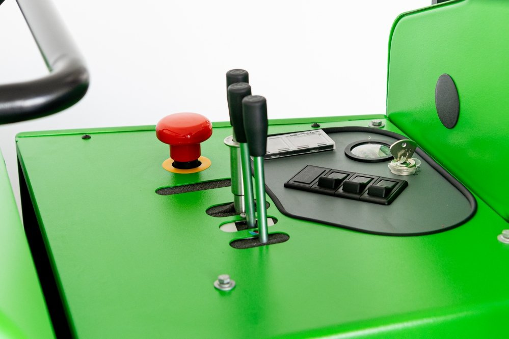 M-Sweep Zamiatarki próżniowe siedzące