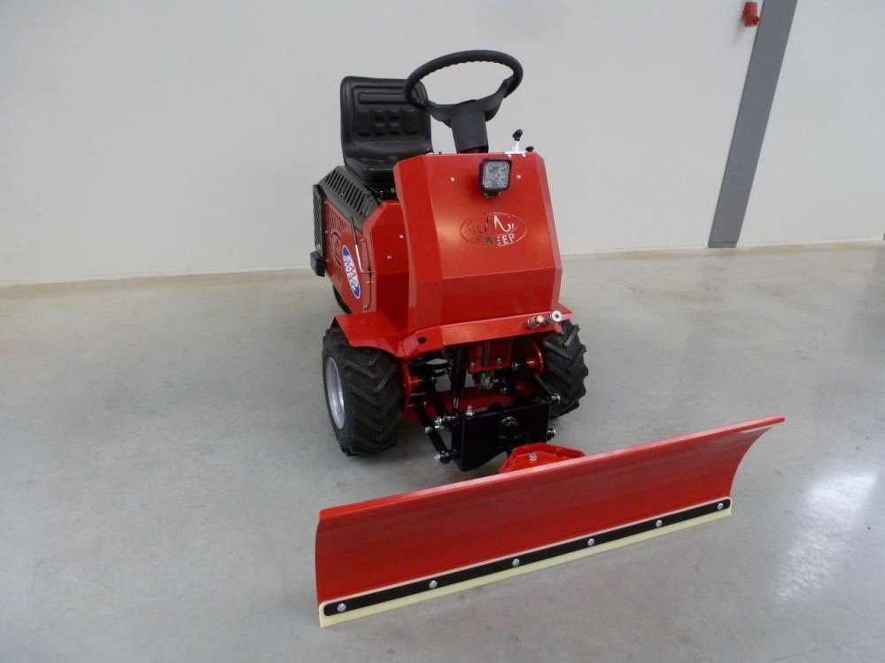 ZV Huragan – Hydrauliczna zamiatarka samojezdna Ø 400